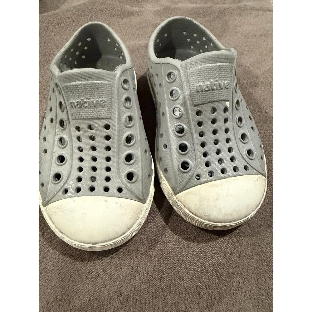 Natives size 5